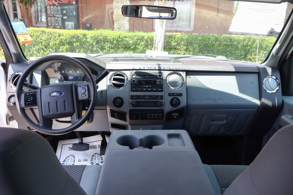 Used 2012 Ford F350 XLT w/ XLT Interior Pkg image 27
