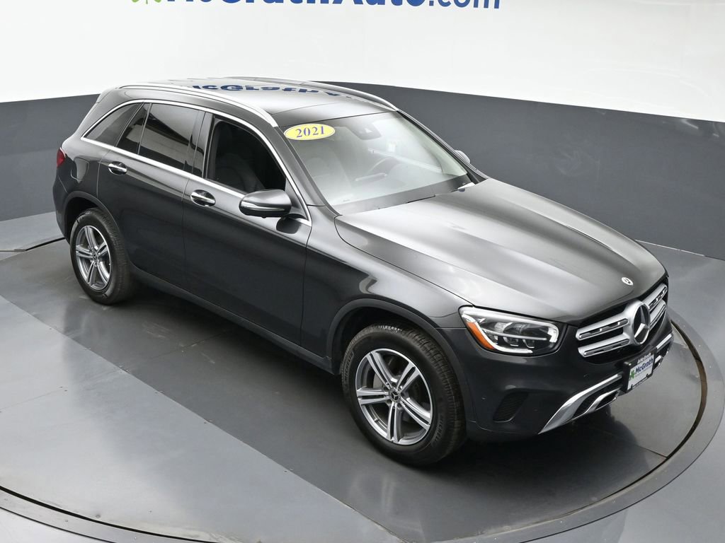 Used 2021 Mercedes-Benz GLC 300 4MATIC image 3