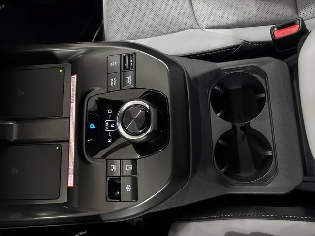 Used 2026 Subaru Uncharted AWD image 25