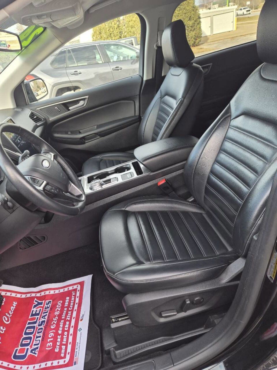 Used 2024 Ford Edge SEL image 10