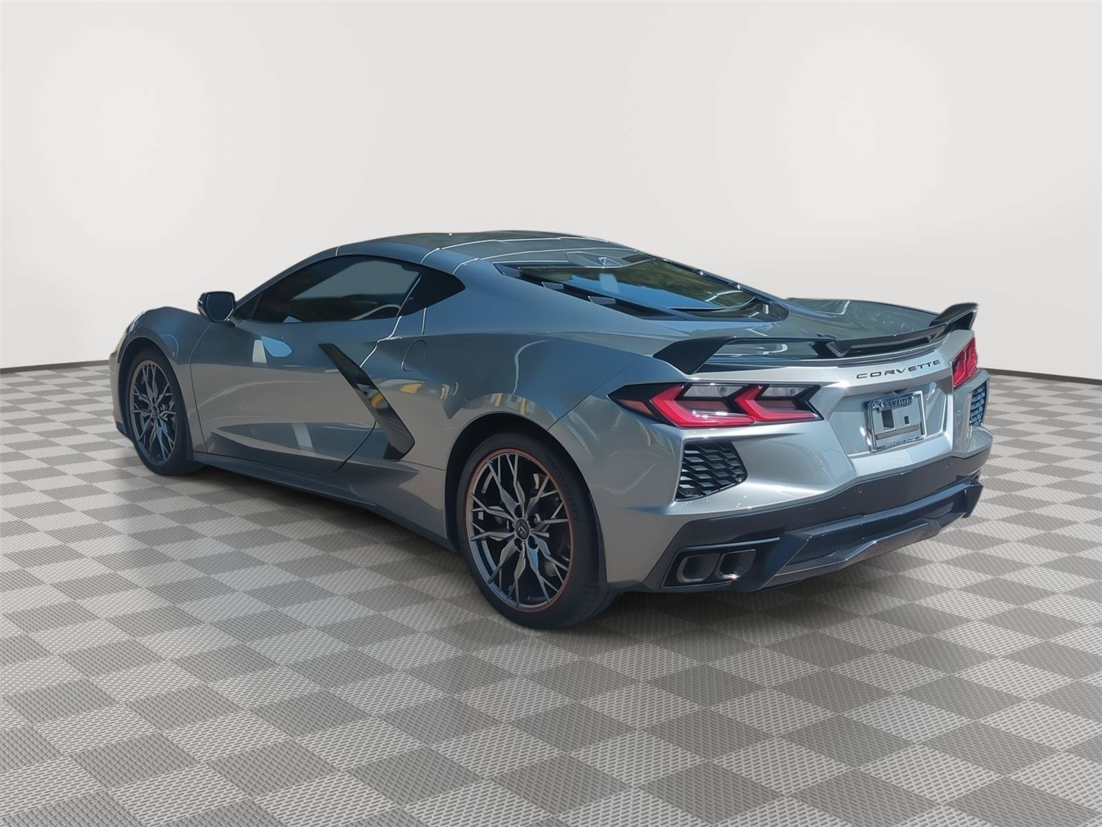 Used 2024 Chevrolet Corvette Stingray Preferred Cpe w/ Z51 Performance Package RWD image 8