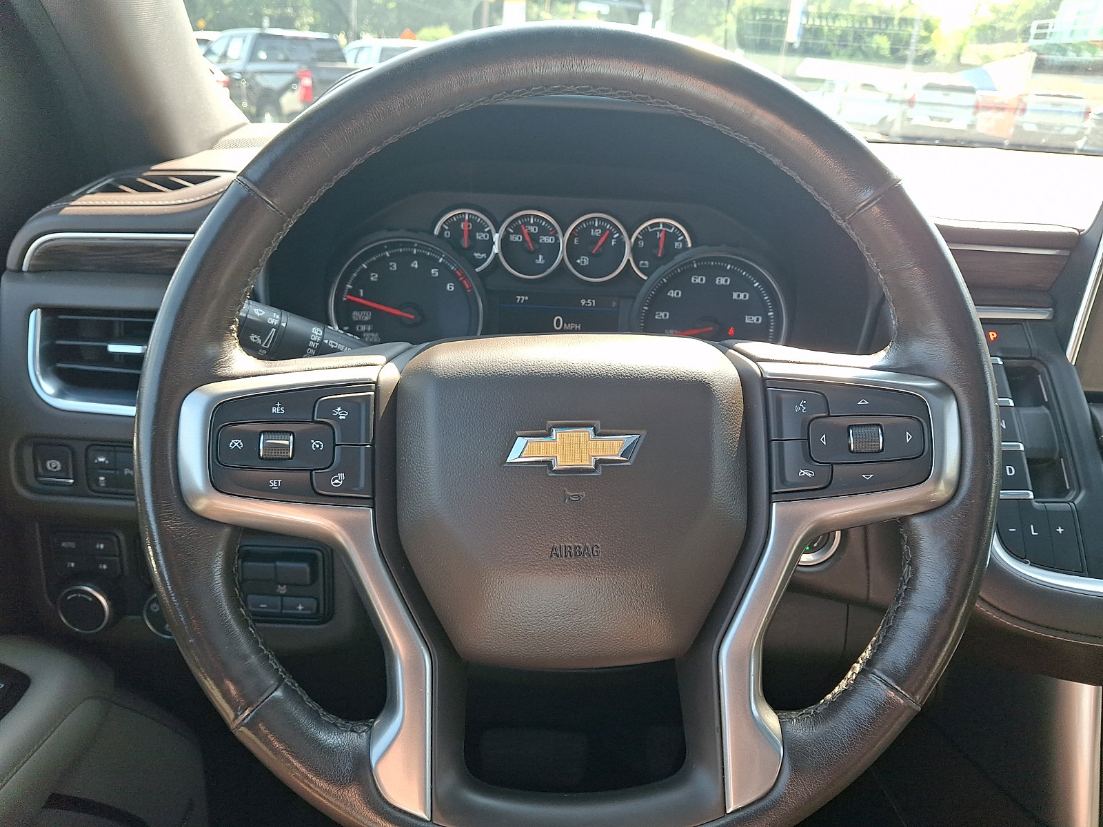 Used 2021 Chevrolet Tahoe LT w/ LT Signature Package AWD/4WD image 19