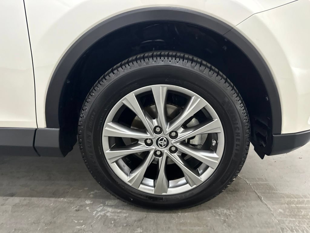 Used 2016 Toyota RAV4 Limited FWD image 62