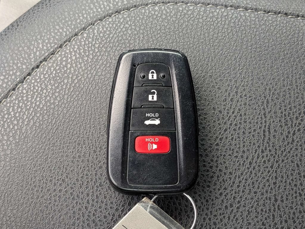 Used 2024 Toyota Camry XSE FWD image 30