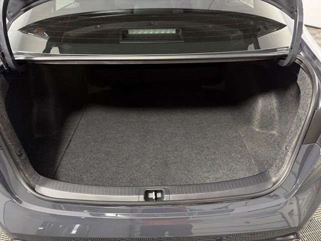 Used 2025 Toyota Corolla SE image 25