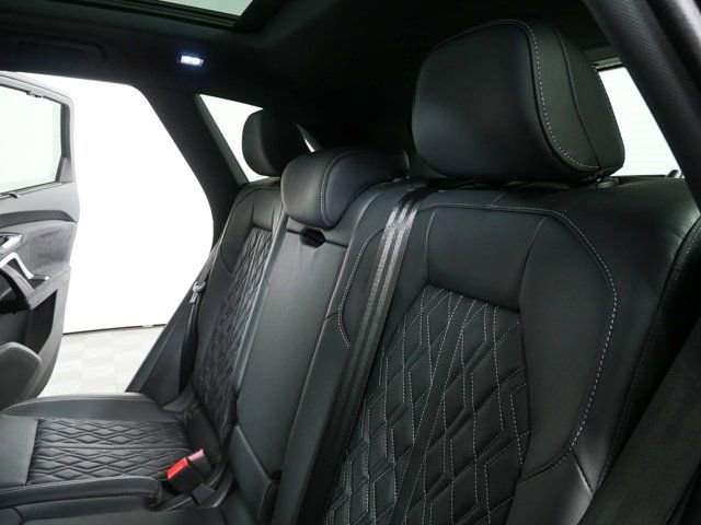 New 2026 Audi SQ5 Premium Plus image 23