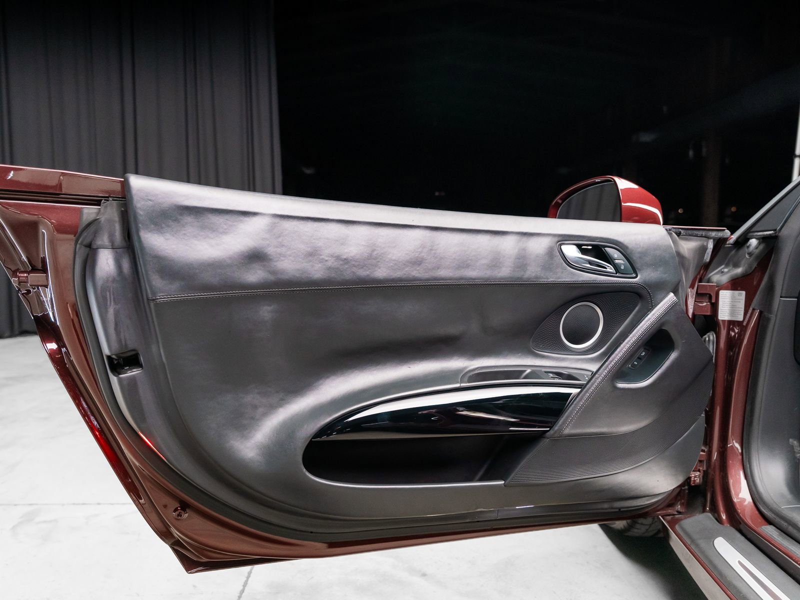 Used 2011 Audi R8 V10 image 53