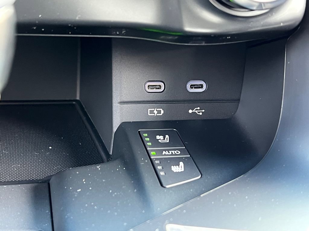 New 2026 Lexus LX 600 4WD w/ Luxury Package image 21