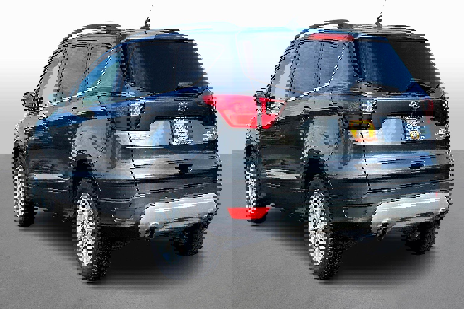 Used 2019 Ford Escape SEL image 6