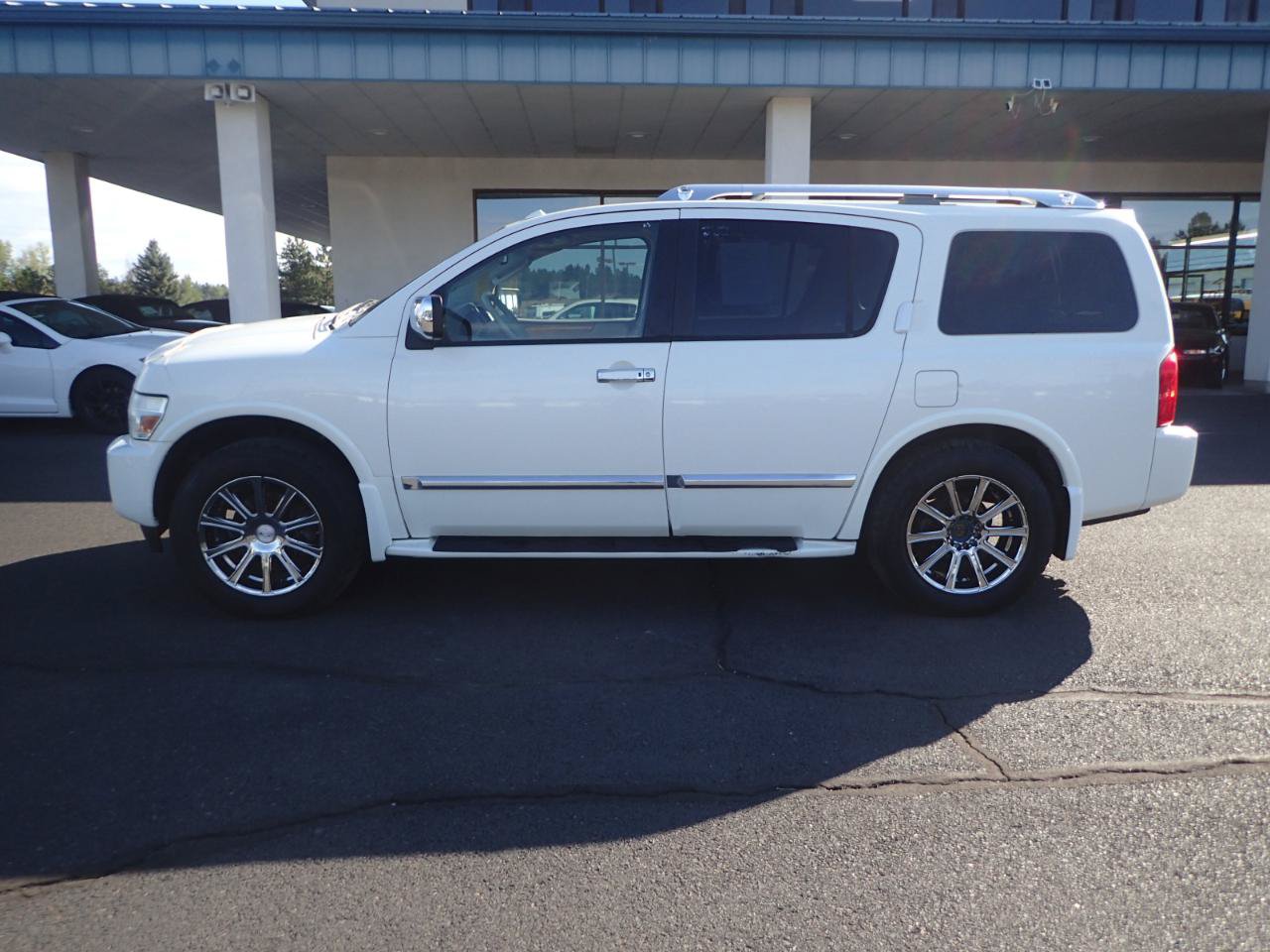 Used 2009 INFINITI QX56 4WD image 2