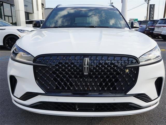 New 2025 Lincoln Aviator Black Label w/ Jet Appearance Package image 2