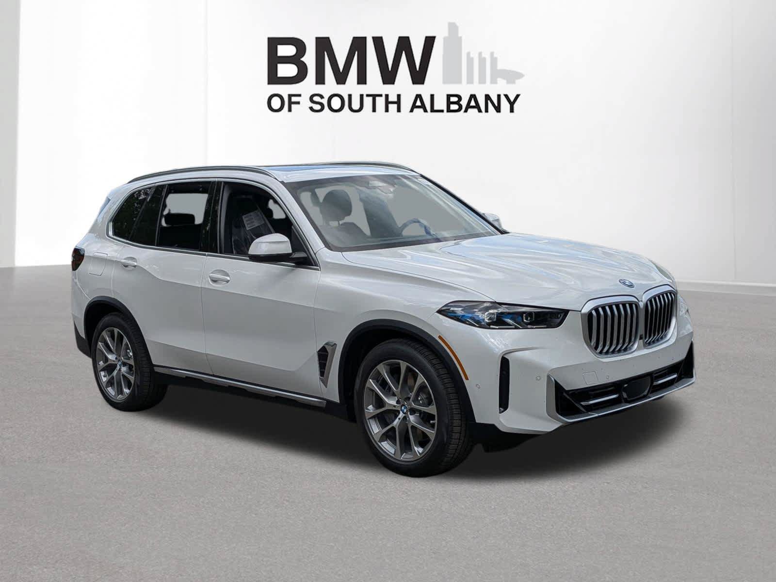 New 2026 BMW X5 xDrive50e w/ Premium Package AWD/4WD image 1