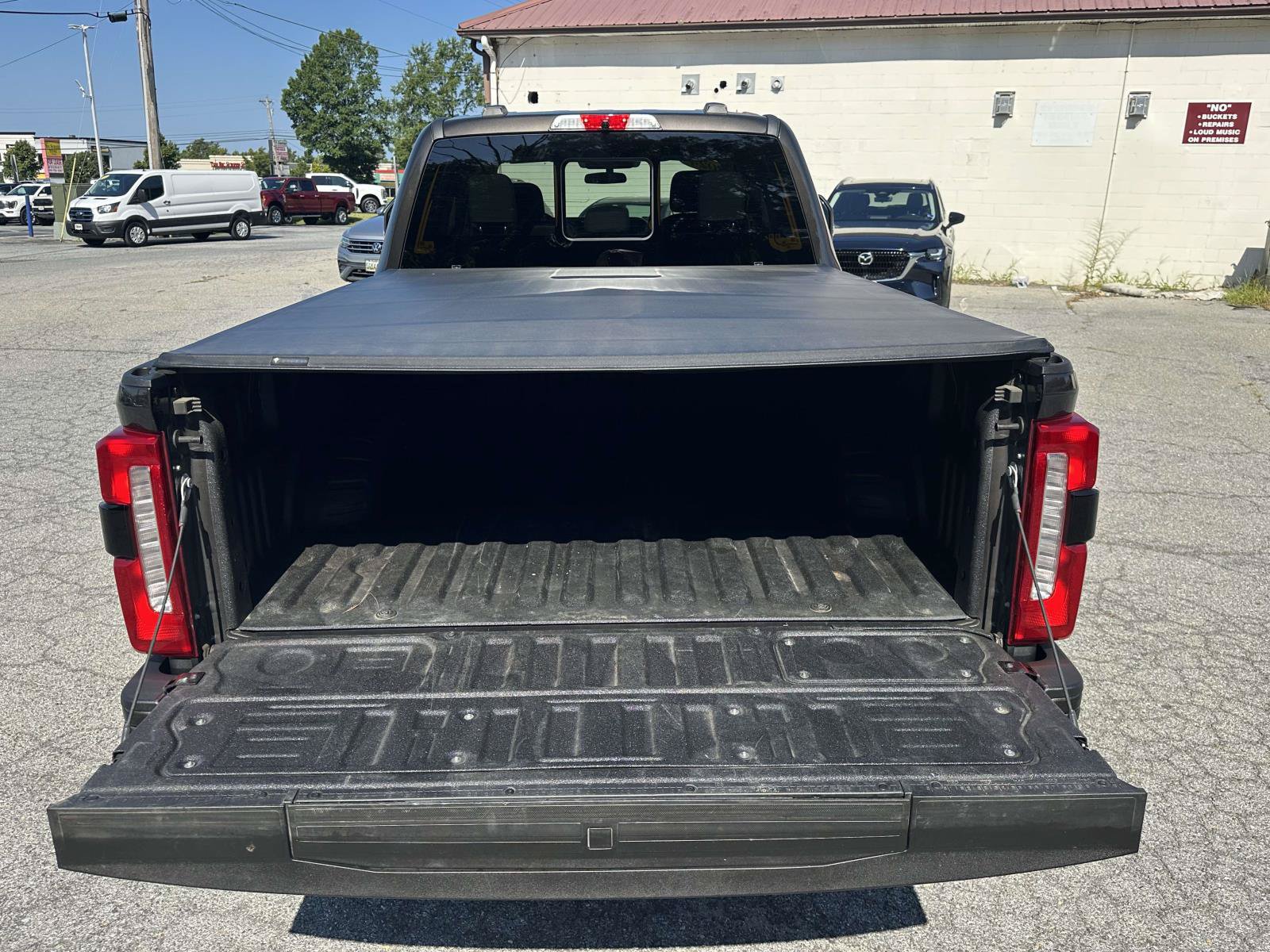 Certified 2024 Ford F250 XL w/ STX Appearance Package AWD/4WD image 31
