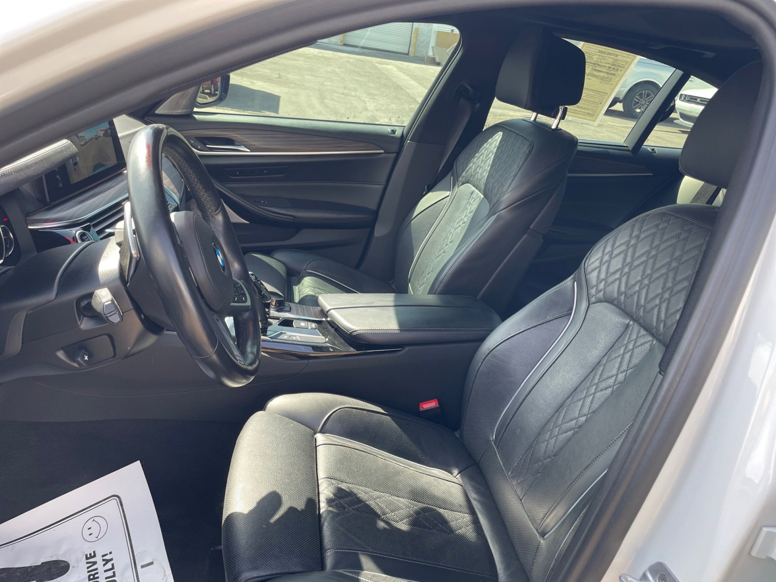 Used 2018 BMW M550i xDrive image 12