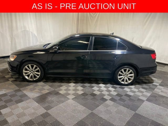 Used 2015 Volkswagen Jetta TDI SE image 2