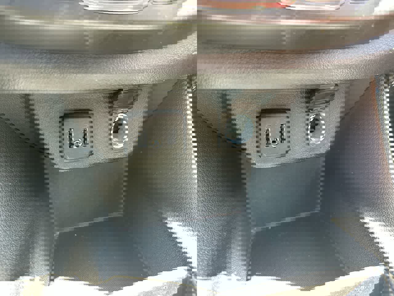 Used 2020 Chevrolet Traverse LT image 33