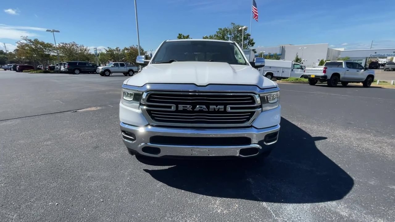 Used 2022 RAM 1500 Laramie AWD/4WD image 3