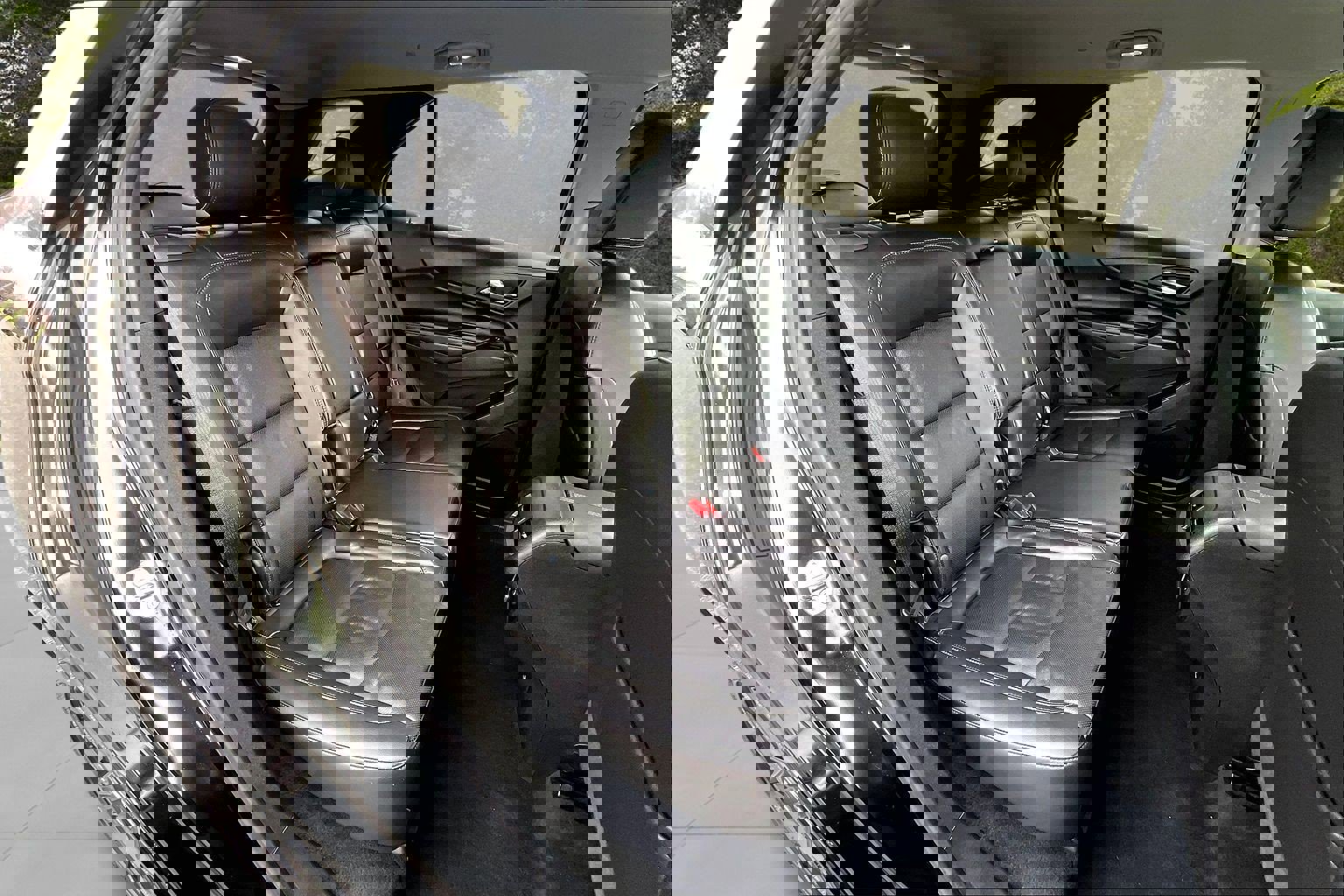 Used 2020 Chevrolet Equinox Premier w/ Premier Redline Edition image 25