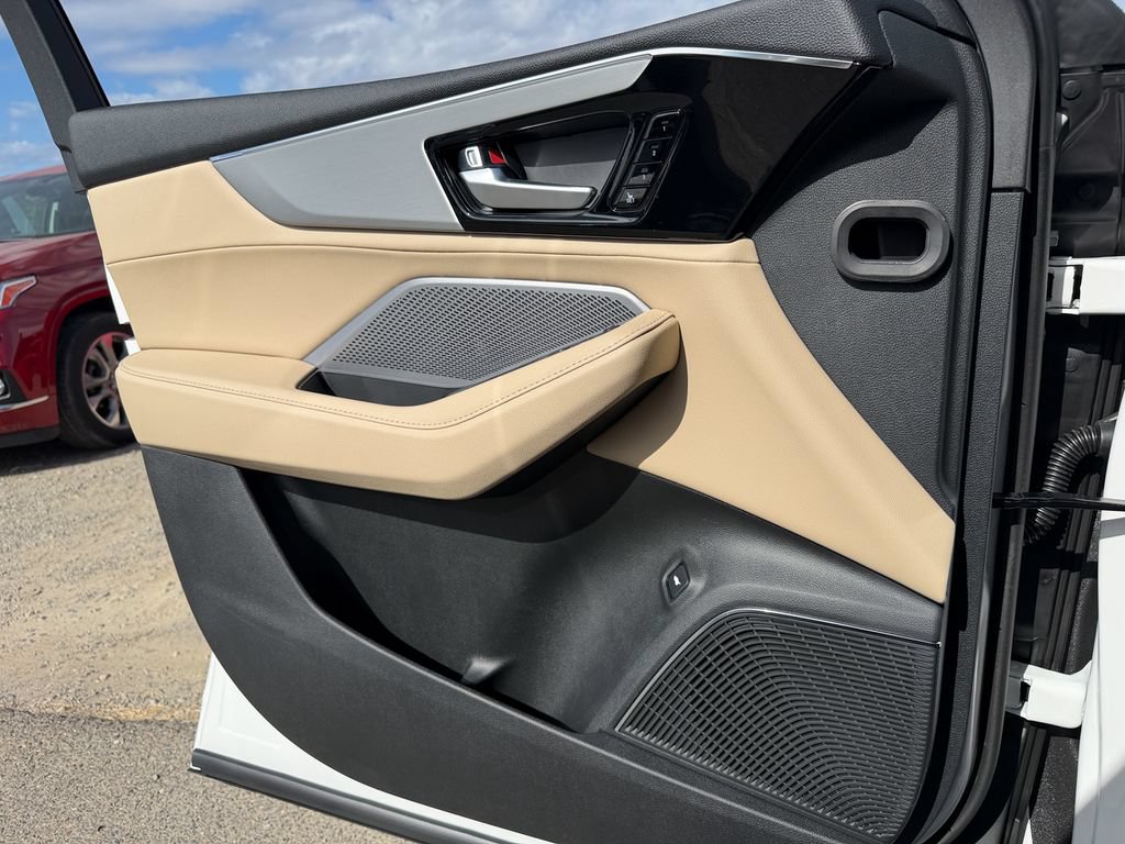 New 2026 Acura MDX SH-AWD image 13