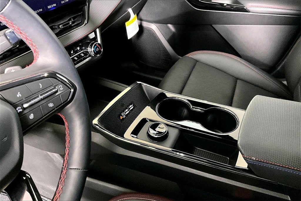 Used 2026 Chevrolet Equinox RS w/ Convenience Package III image 13