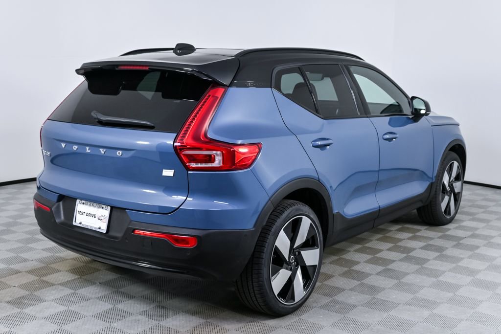 Certified 2024 Volvo XC40 Recharge Plus w/ Protection Package Premier image 29
