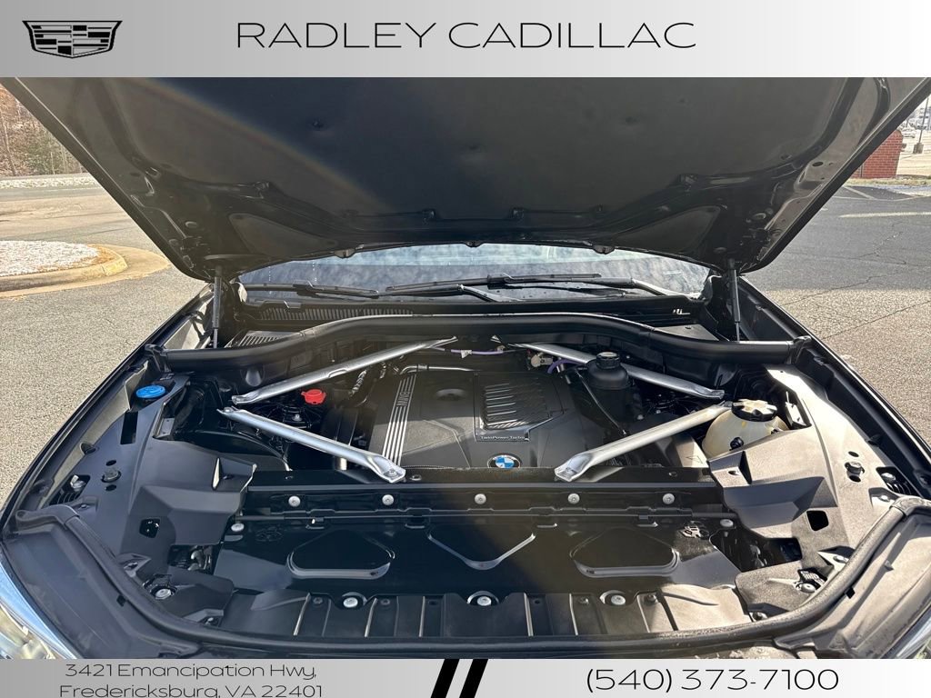 Used 2023 BMW X6 xDrive40i w/ Executive Package image 10