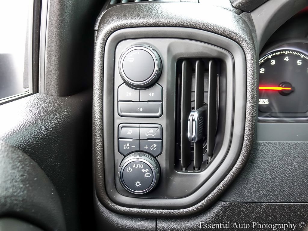 Used 2025 Chevrolet Silverado 2500 Custom w/ Custom Value Package AWD/4WD image 19