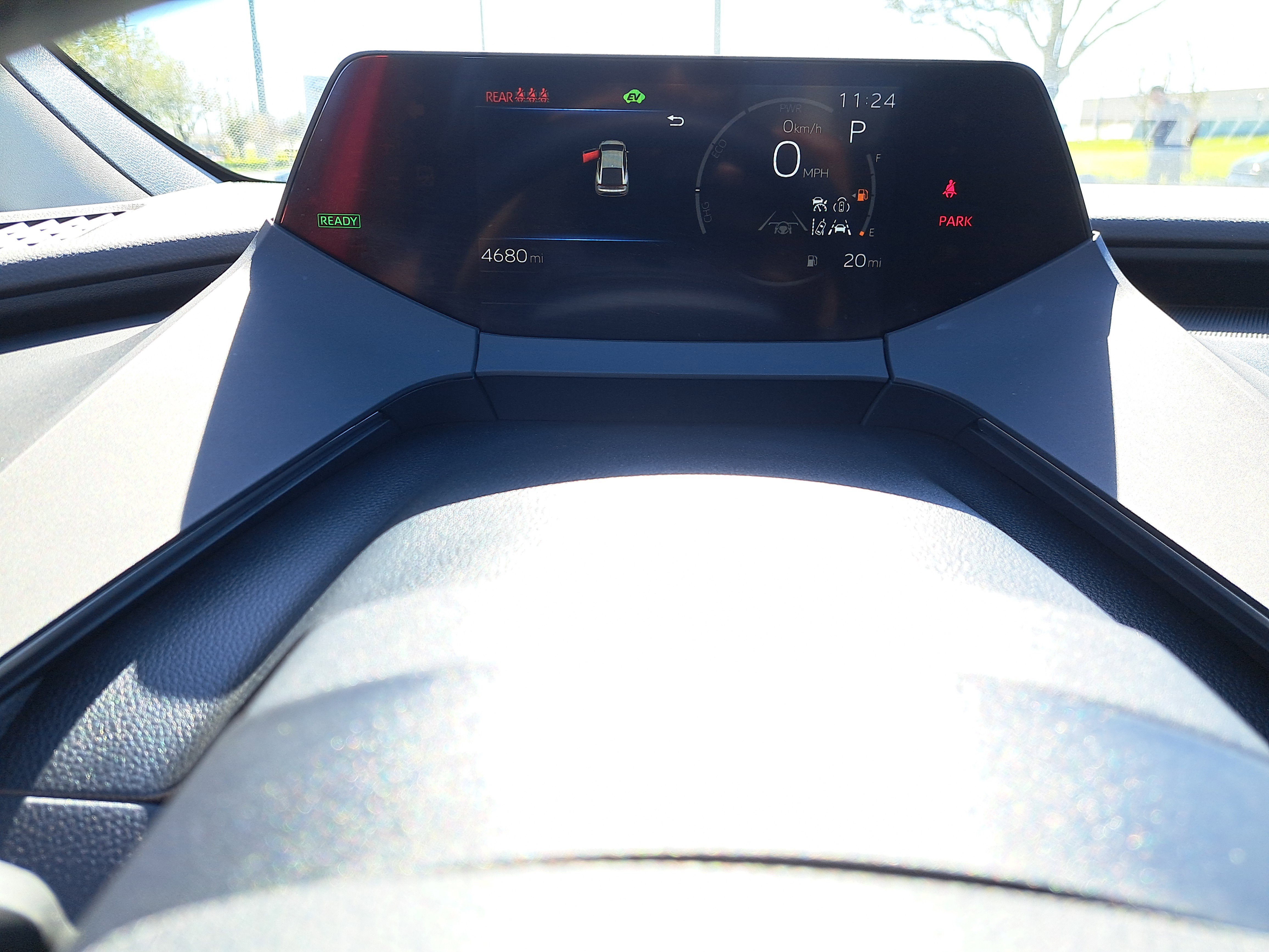 Used 2025 Toyota Prius LE FWD image 25