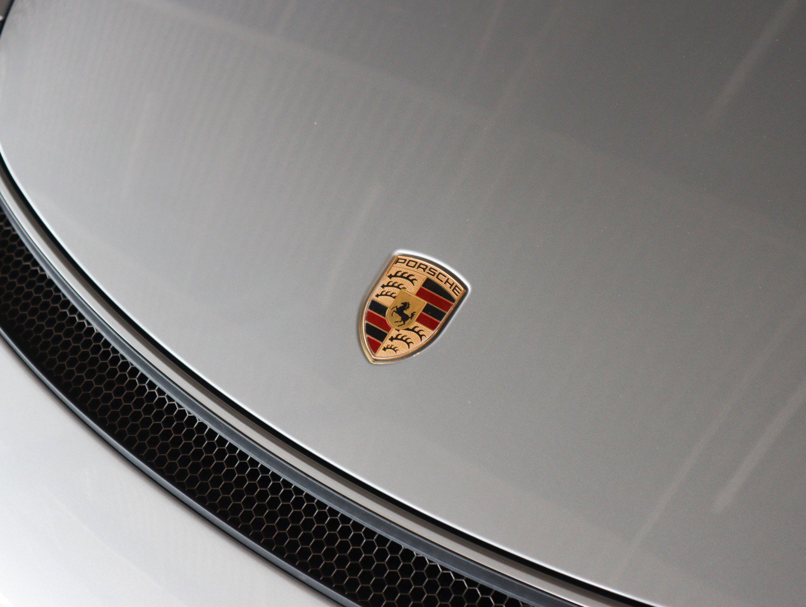 Certified 2020 Porsche 718 Cayman GT4 RWD image 25