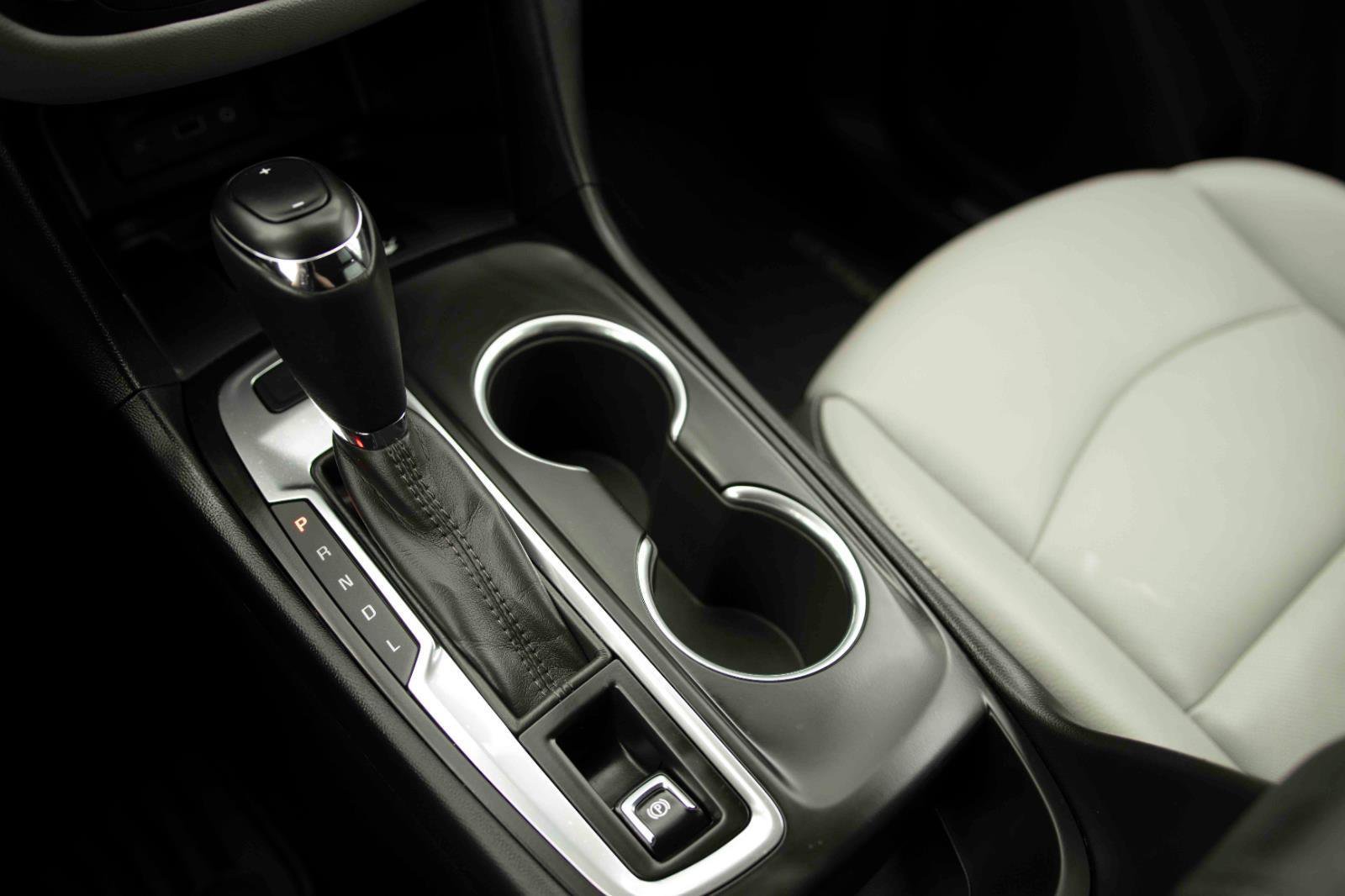 Used 2019 Chevrolet Equinox Premier FWD image 10