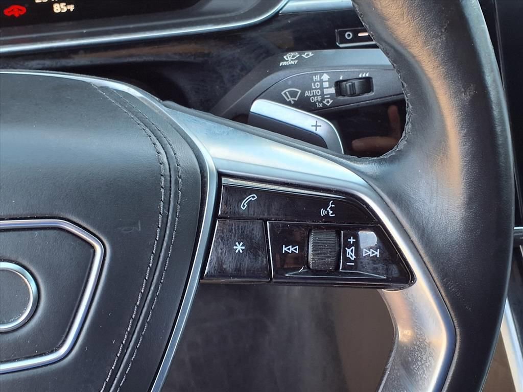 Used 2022 Audi A8 L 3.0T w/ Executive Package image 32