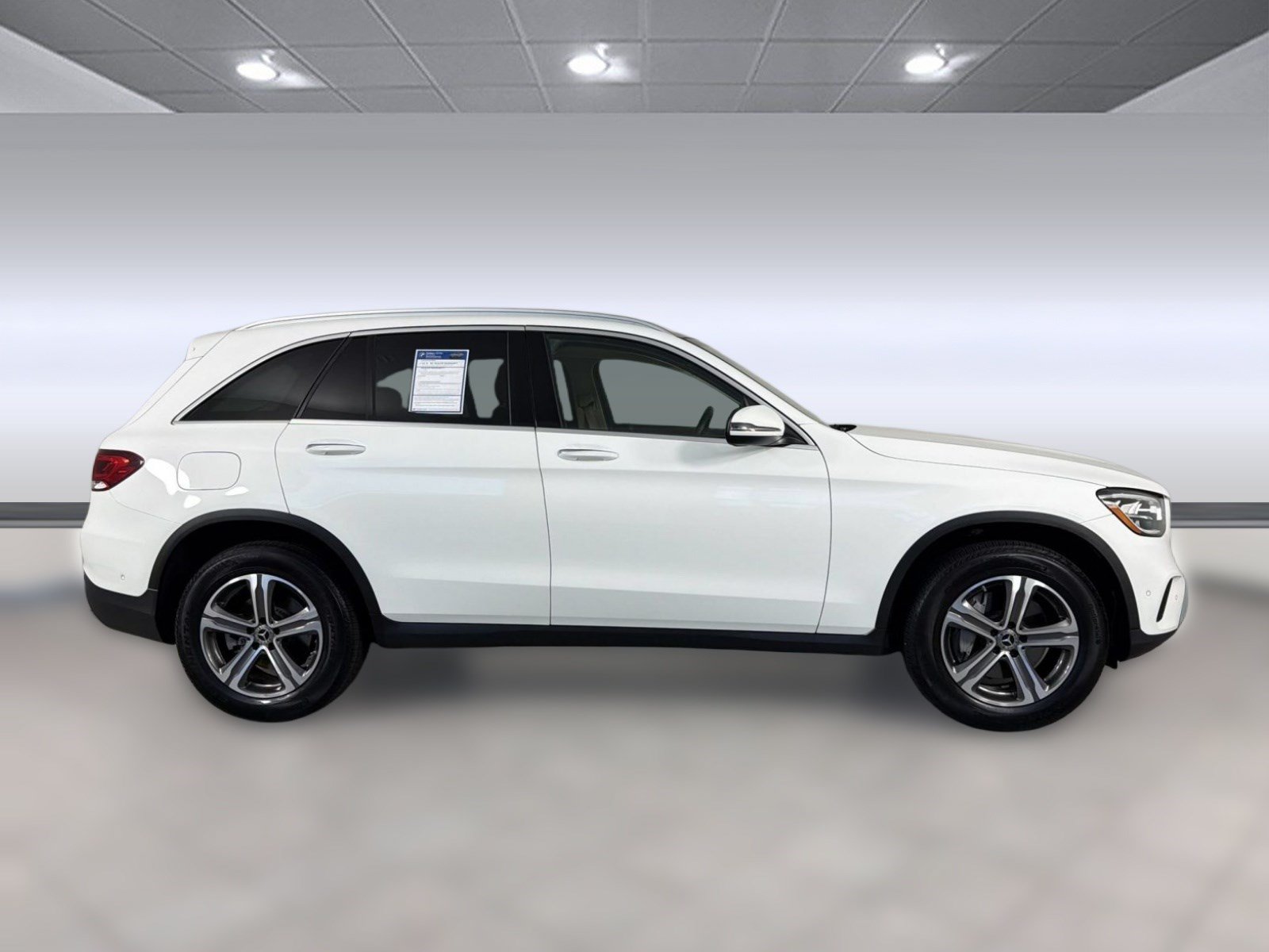 Used 2021 Mercedes-Benz GLC 300 4MATIC image 8