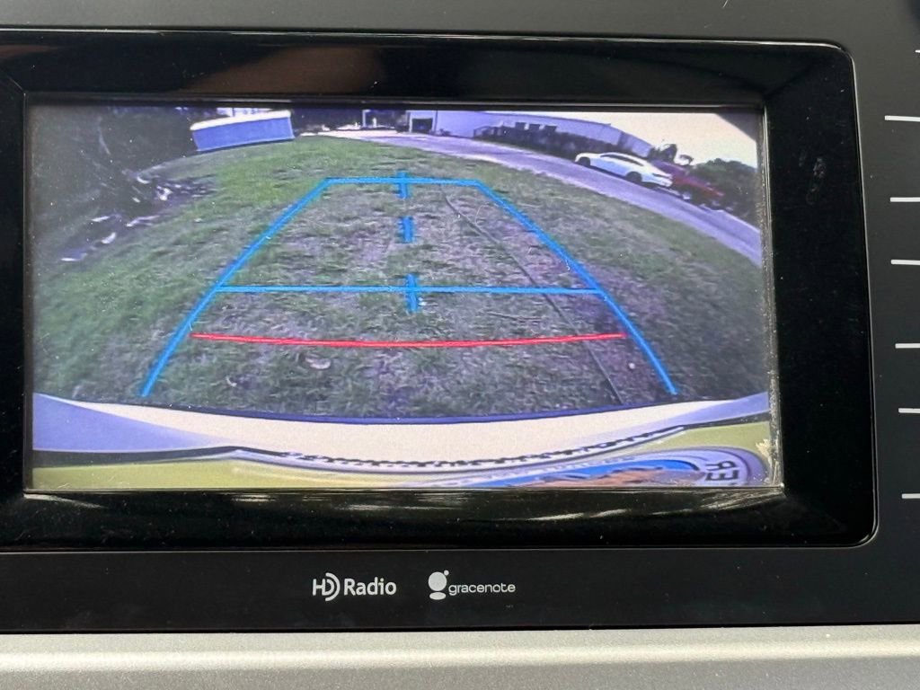 Used 2014 Toyota Highlander Plus FWD image 13