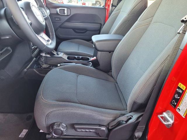 Certified 2025 Jeep Wrangler Unlimited Sahara image 16