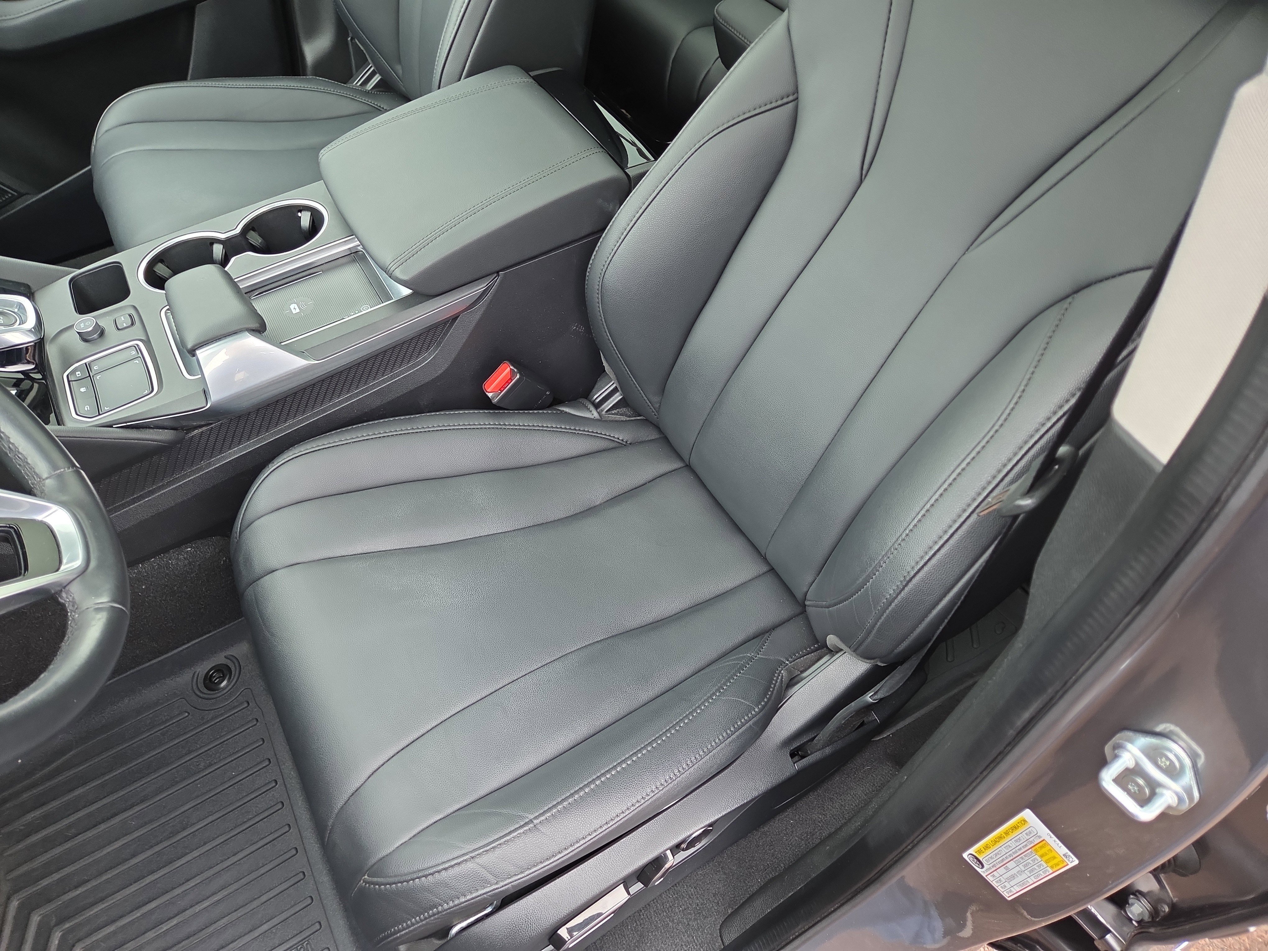 Used 2024 Acura MDX SH-AWD image 13