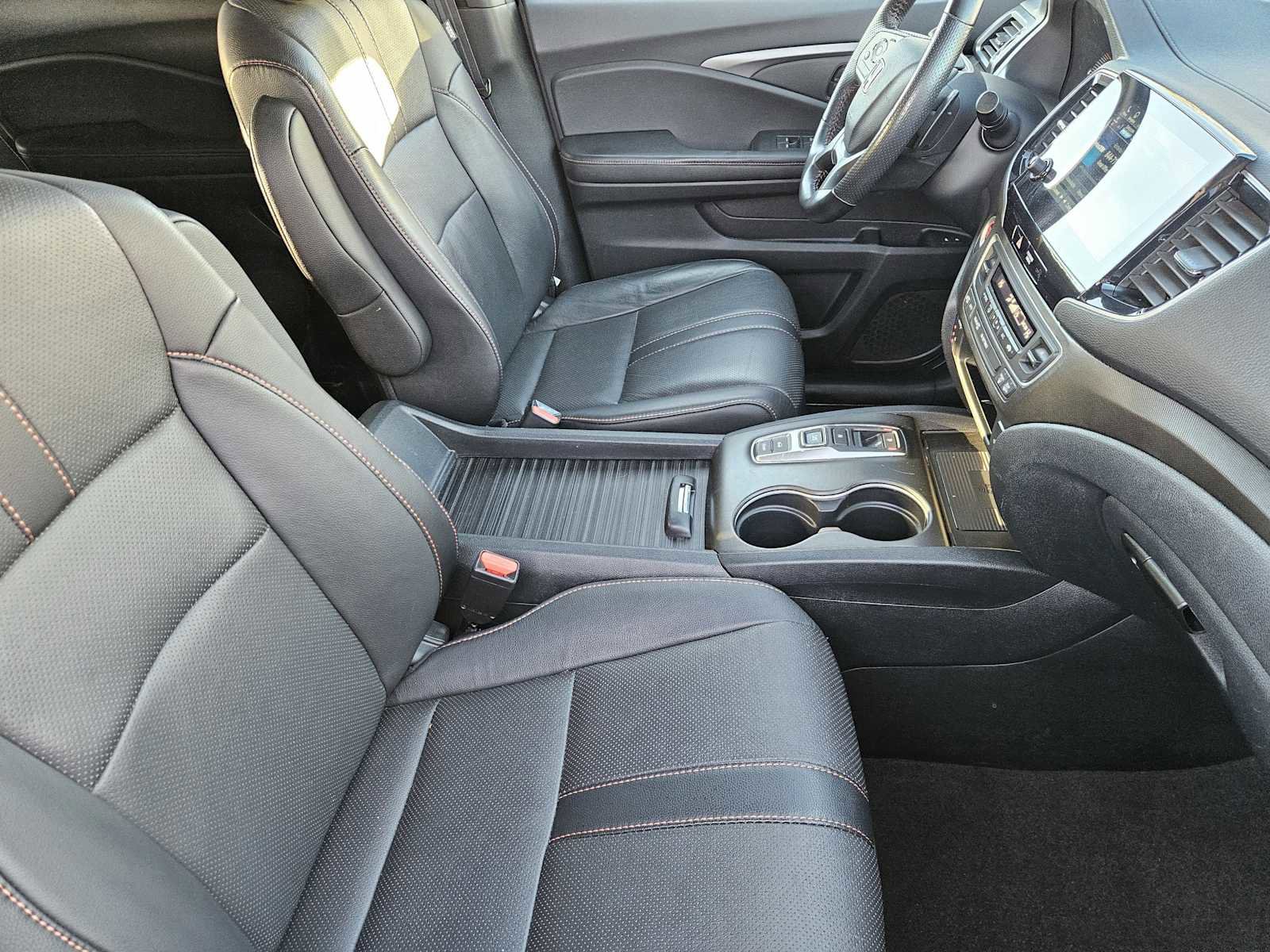 Used 2023 Honda Passport TrailSport image 14