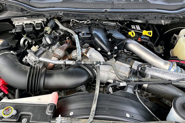 Used 2017 Ford F350 Lariat w/ Lariat Ultimate Package image 32