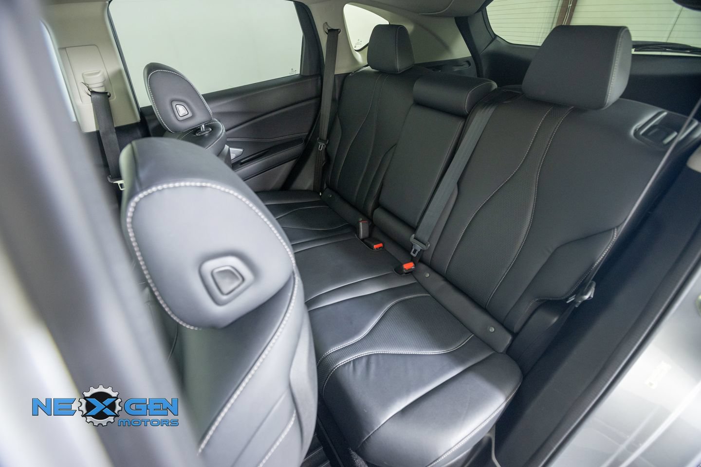 Used 2020 Acura RDX w/ Technology Package AWD/4WD image 33