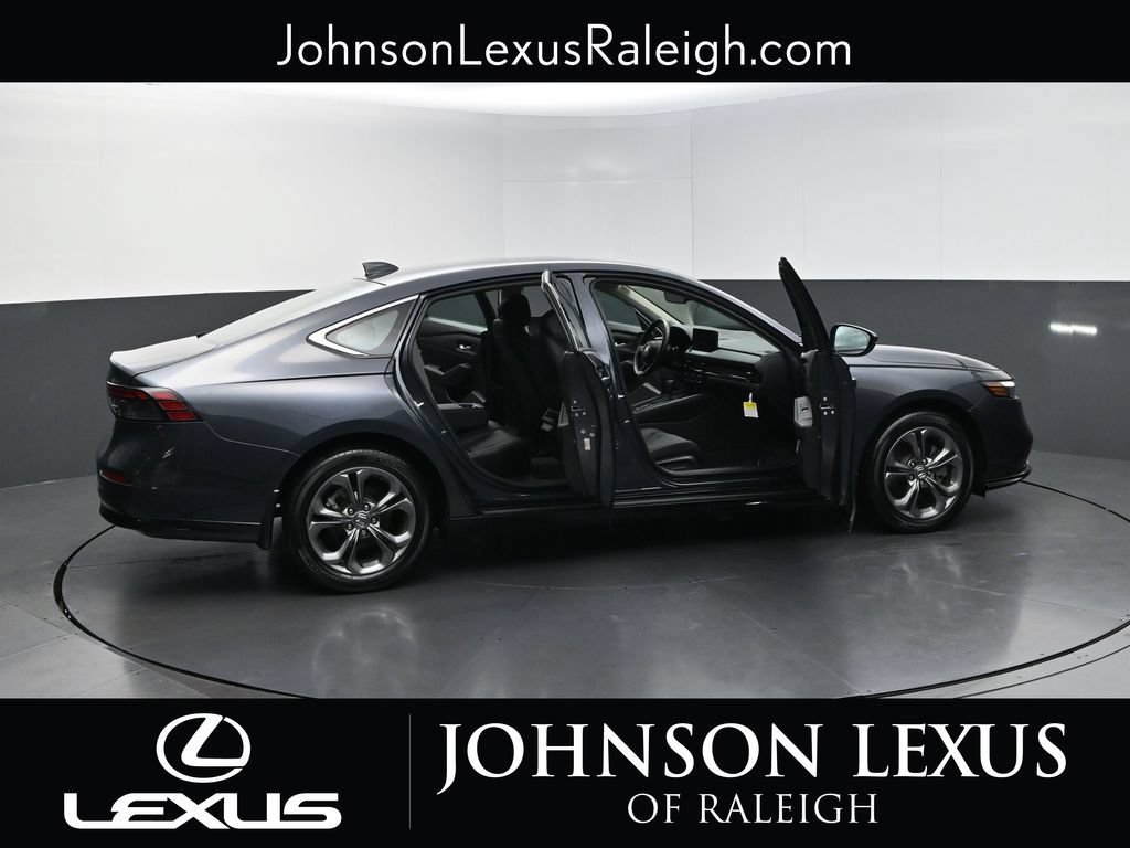 Used 2023 Honda Accord EX-L image 32