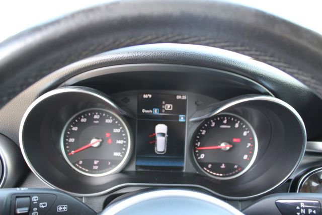 Used 2020 Mercedes-Benz GLC 300 4MATIC image 21