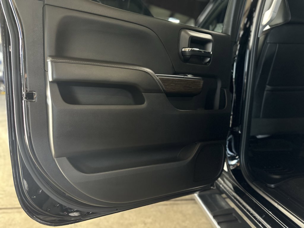 Used 2017 GMC Sierra 2500 Denali w/ Duramax Plus Package image 34