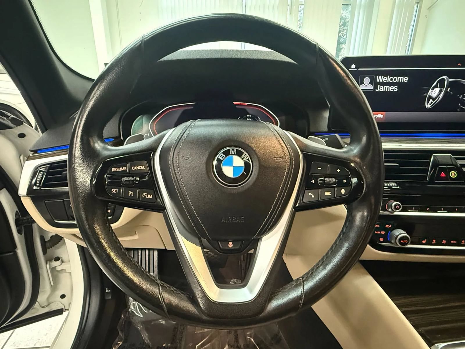 Used 2021 BMW 530i w/ Convenience Package RWD image 27