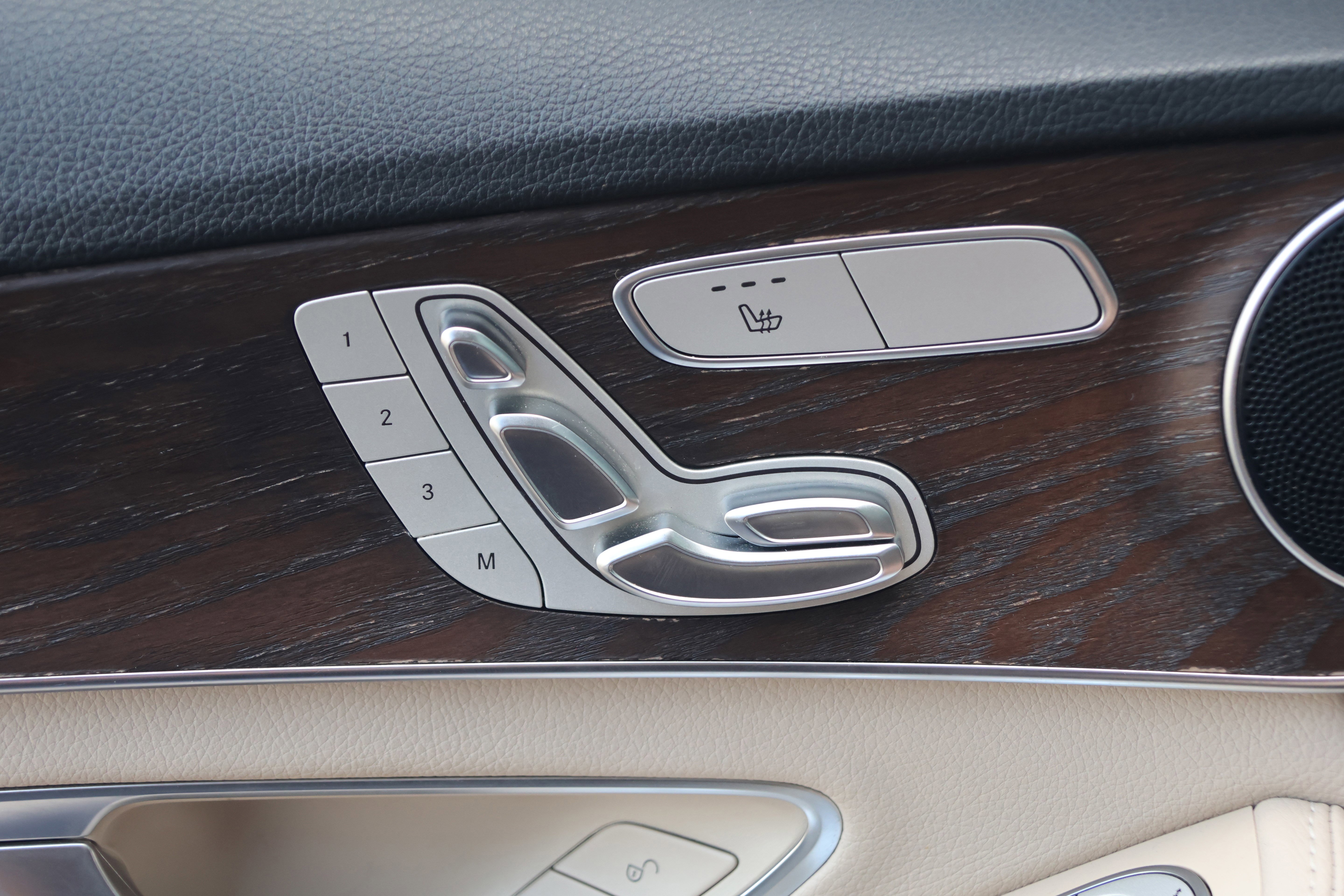 Used 2019 Mercedes-Benz C 300 Sedan image 13