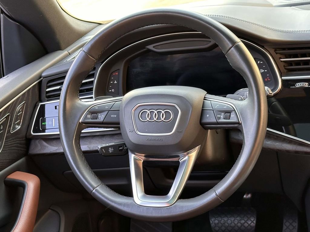 Used 2021 Audi Q8 Prestige AWD/4WD image 20