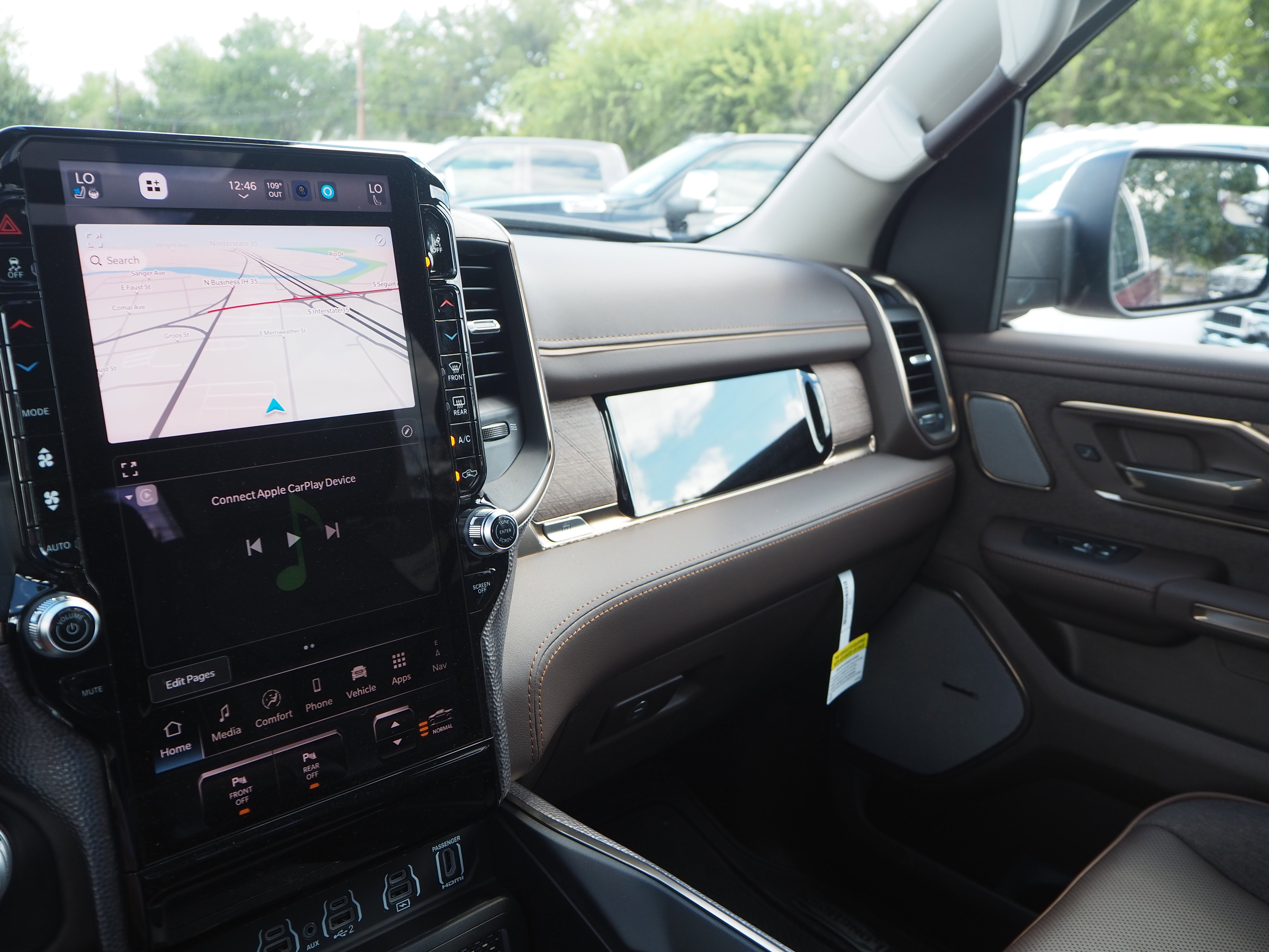 New 2026 RAM 1500 Limited image 27