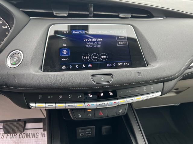 Used 2019 Cadillac XT4 Luxury w/ Cold Weather Package image 15