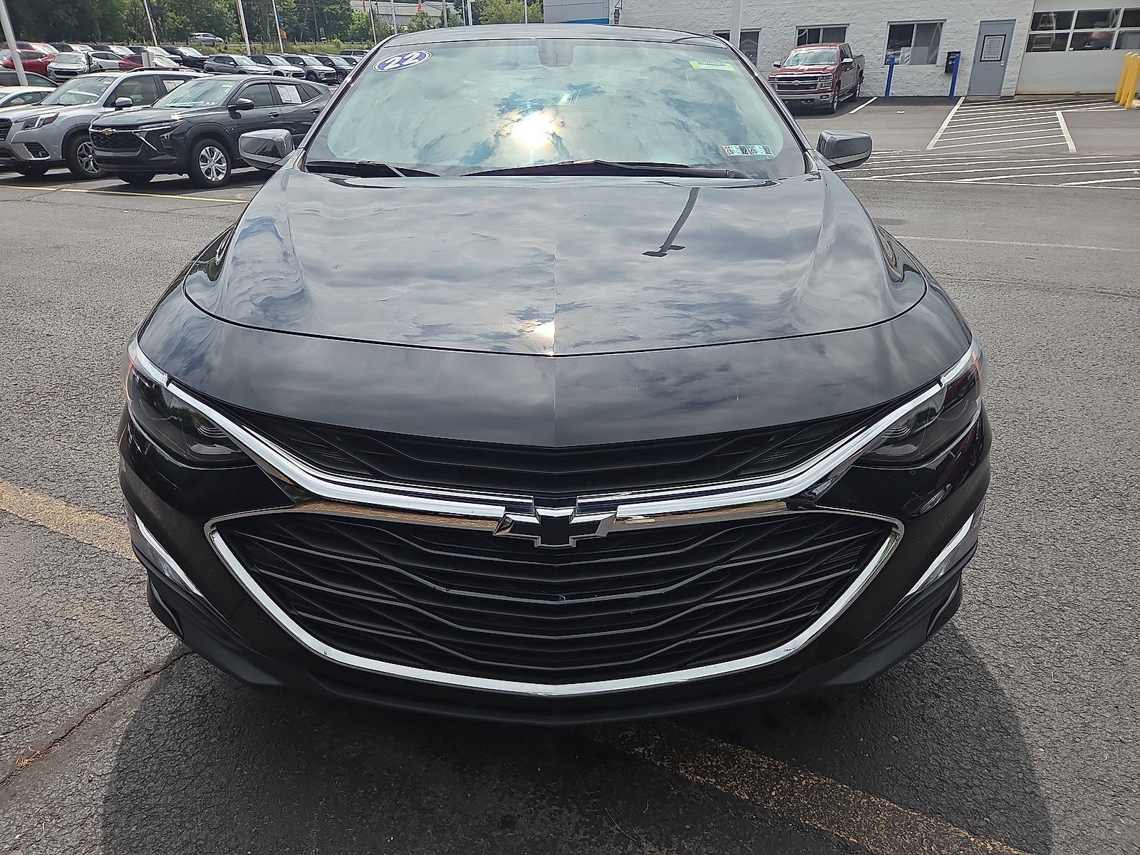 Used 2022 Chevrolet Malibu RS FWD image 8