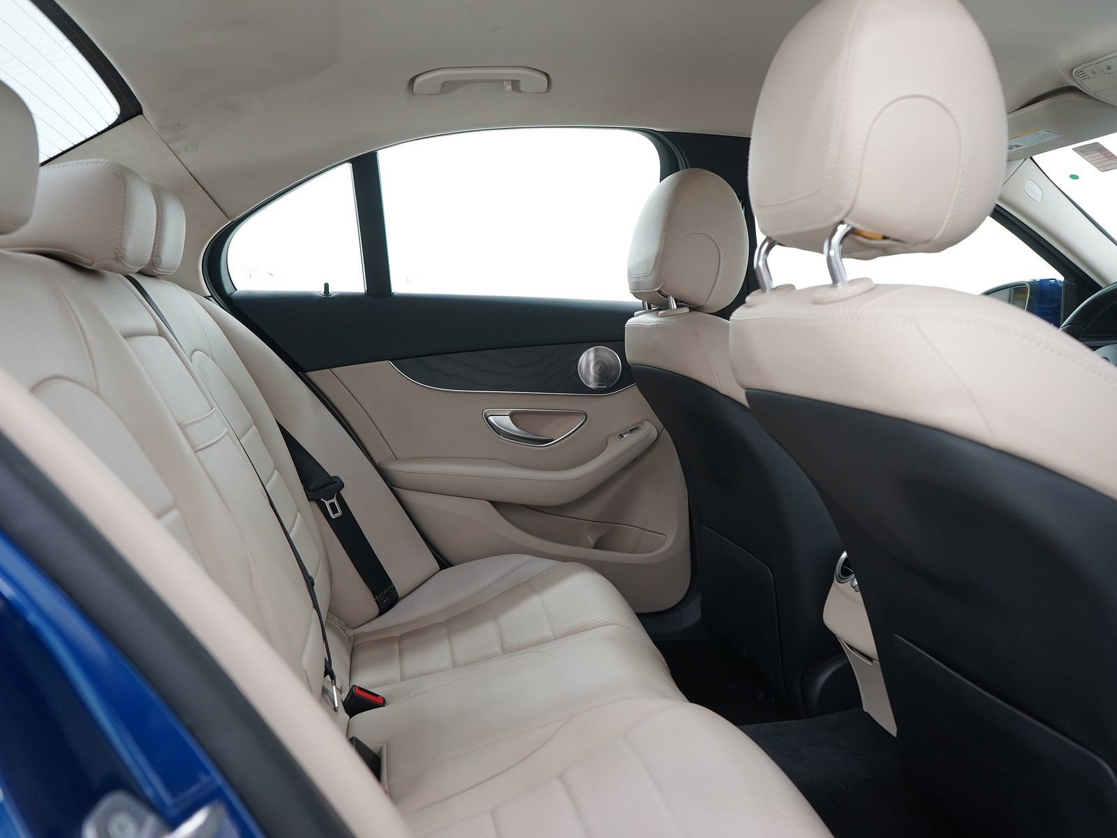 Used 2017 Mercedes-Benz C 300 4MATIC Sedan image 13