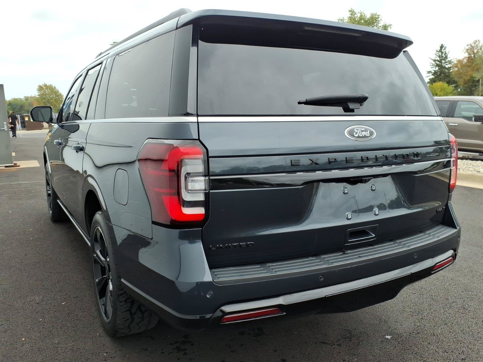 Certified 2024 Ford Expedition Max Limited AWD/4WD image 4