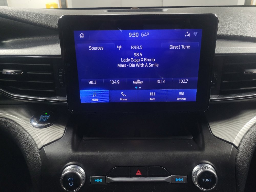 Used 2020 Ford Explorer XLT w/ Equipment Group 202A image 25